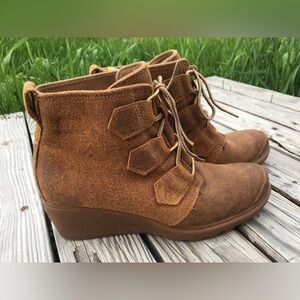 Sorel Boots Toronto Lace Up Suede Wedge Brown NL2115-286 size 7.5 women’s